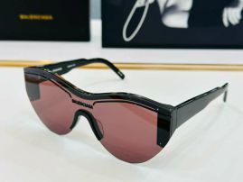 Picture of Balenciga Sunglasses _SKUfw56867775fw